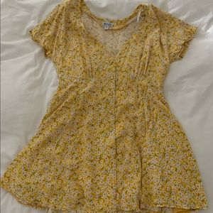 BEGINNING BOUTIQUE YELLOW FLORAL DRESS